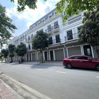 Vincom Shophouse Thái Hòa, Phường Long Sơn,
Thái Hòa, Nghệ An