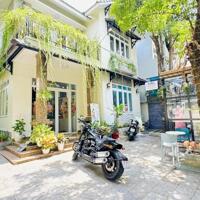 Chỉ 56 Tỷ-Sở Hữa Căn Villa 332m2(12mx29m) Mặt Tiền Đường 47,Thảo Điền,Quận 2