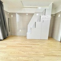 Duplex Xịn Rộng Full Nội Thất
Vị Trí: Lạc Long Quân - Phường 9- Tân Bình