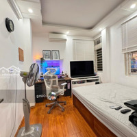 Lô Góc - Sát Phố - Ô Tô Đỗ Cổng - 10M Ra Phố - 5 Tầng 6 Ngủ - Full Nội Thất