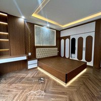 Trung Tâm Quận Gần Ô Tô - 6 Tầng Thang Máy Nhập Khẩu - Sổ Hoa Hậu