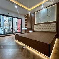 Trung Tâm Quận Gần Ô Tô - 6 Tầng Thang Máy Nhập Khẩu - Sổ Hoa Hậu