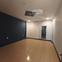 Cho Thuê Gấp Nhà Nguyên Căn Đường Nguyễn Gia Trí Quận Bình Thạnhdiện Tích4X20-3 Lầu.giá 28 Triệu/Tháng