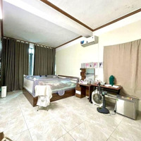 Lô Góc Trần Quang Diệu, Vỉa Hè, Ô Tô Tránh Đỗ, Kinh Doanh, View Cv, Mặt Tiền Vip, 121M*5T