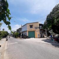 Bán lô góc đất mặt tiền sông Quán Trường, Hòn Rớ 2, Nha Trang. DT:  219,4m² ngang 12m. Giá bán: 15 tỷ. Phù hợp làm nhà hàng view sông, khách sạn...
