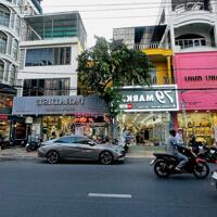 Báncăn nhà mặt tiền Nguyễn Thiện Thuật ngay ngã tư Nguyễn Thị Minh Khai sầm uất. Hướng : Đông Giá : 36 tỷ. Hiện đang cho thuê 80tr/thang