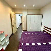 Siêu Vip Nguyên Hồng Dân Trí Cao, Phân Lô, Oto Tránh, Vỉa Hè, 35M* 5T* Giá Nhinh 13 Tỷ, Công Năng?