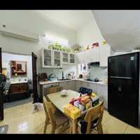 Bán Biệt Thự Nam Hồng- Ô Tô Ngủ Trong Nhà- Nhà 3 Mặt Thoáng Diện Tích: 125M2 Giá Chào 10,7 Tỷ
