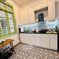 Bán Nhà Phân Lô Cầu Giấy 39M2*4 Tầng Mặt Tiền 7M Sổ Vuông Ngõ Rộng Gần Phố Hơn 8 Tỷ