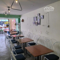 Trệt Lầu Ăn Uống Vỉa Hè Góc 2Mt Đường Lớn Trung Tâm Quận 3 Đối Diện Chợ Tân Định