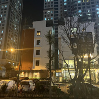 Cho Thuê Liền Kề Kinh Doanh Xây 5 Tầng 1 Tum. Diện Tích Sàn Hơn 100M2/Sàn.