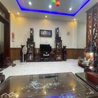 Bán Nhà 2 Tầng Mặt Tiền Đường Sơn Thuỷ - Gần Biển - 125M2- Full Nội Thất - Giá Chỉ 6.1 Tỷ