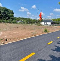 Bán Miếng Đất Đối Diện Trường Học Ở Phú Giáo- Bình Dương -Chốt Đúng Giá Bán 400 Triệu - Shr