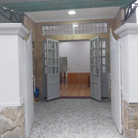 Cho Thuê Nhà Nguyên Căn, P. Trường Thọ, Thủ Đức, Hẻm Xe Hơi, Giá 8 Triệu/Tháng