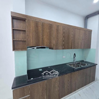 Bán Nhà Trung Tâm Hai Bà Diện Tích 35M2 5 Tầng Giá Tốt.