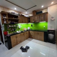 Siêu Phẩm Nhà 3 Tầng- 5 Phòng Ngủ Khép Kín- Full Nội Thất- Đối Diện Công Viên- Phạm Hùng