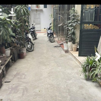 Bán Nhà Ngõ 19/5 Hà Đông 35M2;5 Tầng;Mặt3,5M; 3 Phòng Ngủrộng;5,1 Tỷ.nhà Tiện Lợi,Đủ Công Năng ,Cần Bàn.