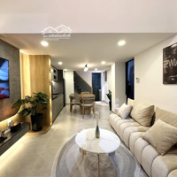 Siêu Phẩm Luxury Đường Trường Sa Phường 14 Quận 3- 2 Mặt Hẻm Xe Hơi 3 Phòng Ngủgiá Tốt 3,27 Tỷ, Tặng Nt