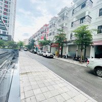 Bán Biệt Thự Rose Town, Ngọc Hồi, Hoàng Liệt, Hoàng Mai, Hà Nội, 125M2* 5 Tầng, Full Đồ, Giá Tl