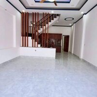 Nhà mặt tiền đường thông 1 lầu 1 trệt 3.75 tỷ/97 m2