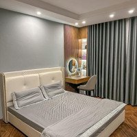 Nhà Đep Trung Tâm 65M2 Nhà Đẹp 6 Tầng Thang Máy - Oto Đỗ Cửa .