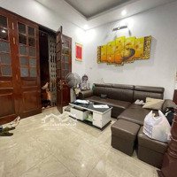 Nhà Đẹp - Hoàng Quốc Việt - Phân Lô - Ô Tô Vào Nhà /Dt= 42M2 - 4 Tầng-Mặt Tiền4,5M Giá Bán 15,6 Tỷ Sổ Đẹp