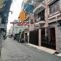 Chính Chủ Cần Bán Gấp Nhà Hẻm 6M Trần Hưng Đạo - Quận 1