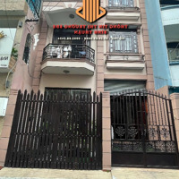 Chính Chủ Cần Bán Gấp Nhà Hẻm 6M Trần Hưng Đạo - Quận 1