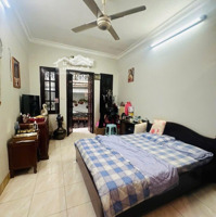 Tôi Cần Bán Nhà Phố Nguyễn Ngọc Vũ - 63M2 - 11,9 Tỷ - Ngõ Rộng,Gần Phố - Vị Trí Siêu Đẹp