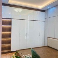 Cần Bán Nhà Nguyễn Lương Bằng, Trung Tâm Đống Đa, Gần Phố, Tặng Full Nội Thất,Diện Tích33M2