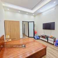 Nhà Đẹp Lô Góc Phố Thịnh Quang - 3 Thoáng - Hơn 8 Tỷ - Ngõ Ba Gác Đua