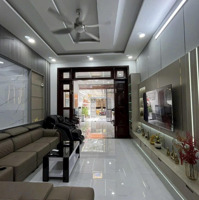 Nhà 3 Lầu Hẻm 10M Khu Vip Cách Hà Huy Giáp 150M- Gần Ngã Tư Ga.dt Khủng .4M X 23M - Full Nội Thất.