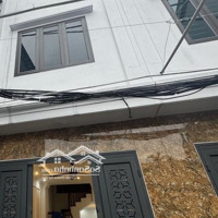 Nhà Mới Koog Ngọc Trục Đại Mỗ - Ô Tô 4 Chỗ Đỗ Cửa