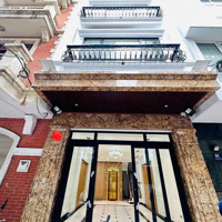 Siêu Phẩm Nhà, Cầu Giấy - Phân Lô Ô Tô Tránh - 6 Tầng Thang Máy - Mới Đẹp Full Nội Thất
