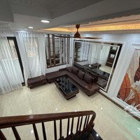 Khu Vip Cầu Giấy Nội Thất Cao Cấp Ngõ Thông Rộng Thoáng- Oto Đỗ Cửa Nở Hậu 40M 6T - 8,Xx Tỷ