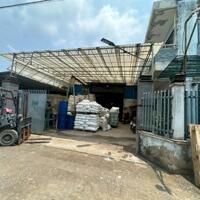 Bán xưởng lô 2 đường An Hạ Bình Chánh 1200m2