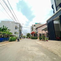 Bán 2 Lô - Kdc Riocasa Cạnh Bên Chợ Long Trường - Gần Đông Tăng Long Q9
Vị Trí Đẹp, Giá Bán 3,45 Tỷ
