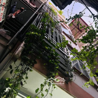 Bán Nhà Riêng Tại Đường Hoàng Hoa Thám, Ba Đình, Hà Nội, 7.99 Tỷ, 34M2