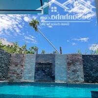 Bán villa ttrung tâm phố cổ Hội An, view lúa cực đẹp