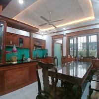 Nhà 5X20M- 4 Tầng- Thang Máy- Full Nội Thất Dọn Vào Ở Ngay- Giá Bán 10,5 Tỷ Tl- Kdc Đông Tăng Long