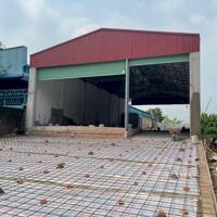 Cần bán kho xưởng 1000m2 mới xây đường Nguyễn Đình Kiên,huyện Bình Chánh