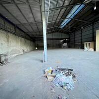 Cho thuê kho xưởng Định Hòa, Thủ Dầu Một, Bình Dương – 800m², đường xe công, có văn phòng, giá 35tr/tháng. Liên hệ: Chothuexuongmiennam.com - 0366632092