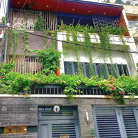 Biệt Thự Siêu Khan Hiếm, Đường Hoa Đào, P2, Phú Nhuận. 144M2 (8X18M) - Hầm 4 Tầng - Nhà Mới. 45 Tỷ
