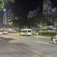 Hàng Hiếm Mặt Phố Nguyễn Văn Cừ, Giá Chỉ 13,1 Tỷ,Diện Tích72M2, Mặt Tiền 4.3M