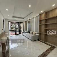 Nhỉnh 6 - Hxt - Xe Hơi Ngủ Trong Nhà - 55M - Nơ Trang Long P13 Bình Thạnh - Sổ Nở Hậu