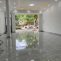 Nhà Đẹp 1 Trệt 1 Lầu Mặt Tiền Đường Nguyễn Ái Quốc Gần Công An Tp Giá Chỉ 21 Triệu/Tháng