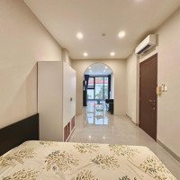 1 Phòng Ngủtách Bếp Thiết Kế Siêu Xinh-Thang Máy Hầm Xe - Thuận Tiện Đi Làm Q1, Sala