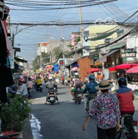 Tôi Kẹt Tiền Cần Bán Gấp Nhà 1 Lầu Ngang 6M Ngay Mặt Tiền Chợ Bờ Ngựa Giá Bán 1Tỷ 070 Triệu, Đang Cho Thuê L