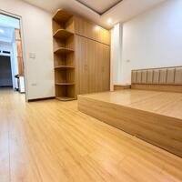 Bán Nhà Ngọc Thụy, Long Biên, Ô Tô Đỗ Cửa. 50m2, 4T giá 8,8 tỷ (cam kết chuẩn)