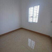Nhà lầu 3 phòng ngủ, cách Chợ Bình Thủy 300m